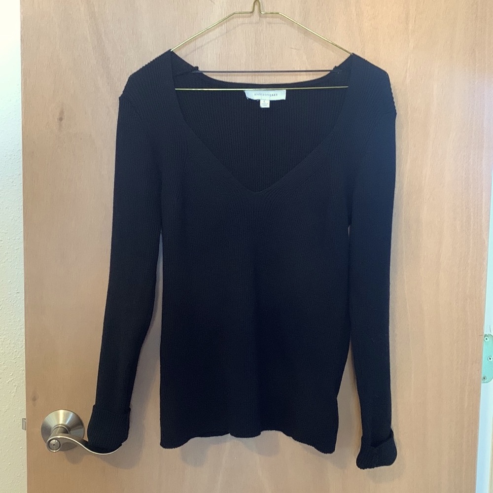 Black sweater, v-neck, long sleeve